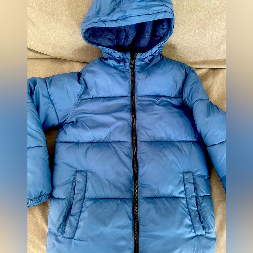 Old navy blue puffer jacket boys large very good used condition